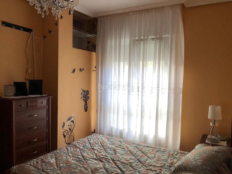 Foto ef0cd811-4447-49bb-8c1c-5609c7acf875. Pis a bajada chorrillo 3 a Centro Castro - Urdiales