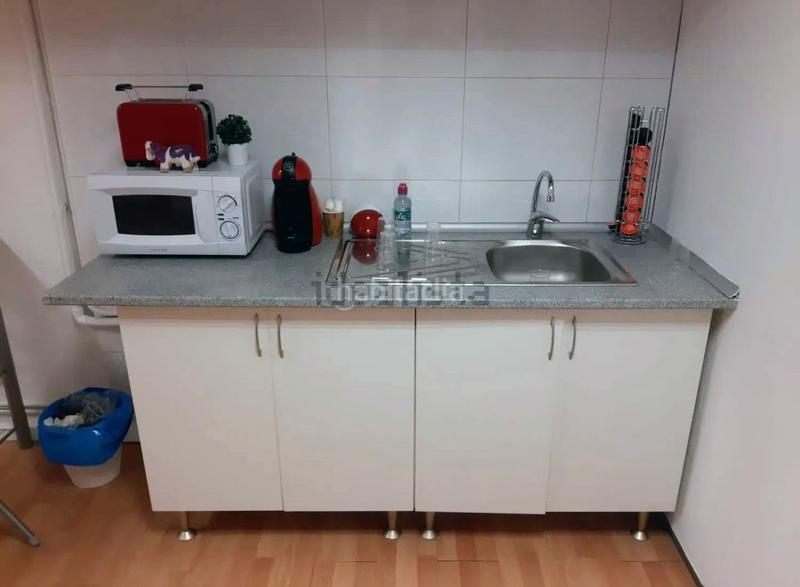 Foto c9cda160-6109-4d6f-92a0-2f8b3fb26a56. Location local commercial dans bentazarra 4 dans Basurtu Bilbao