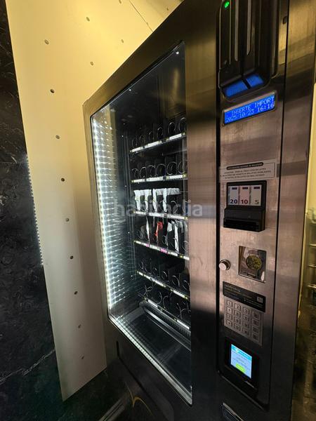 Foto 3ac2753e-409b-4561-afdf-d30b1c5c11c7. Local comercial a barrenkale 17 a Casco Viejo Bilbao