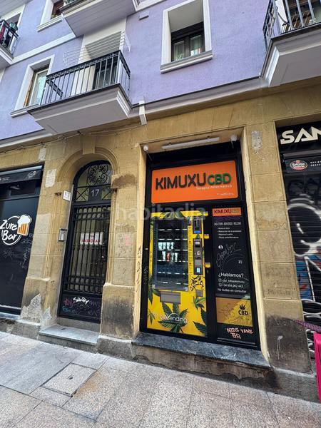 Foto 6716b190-ed7d-4856-b486-7122cf65a2ed. Local comercial a barrenkale 17 a Casco Viejo Bilbao