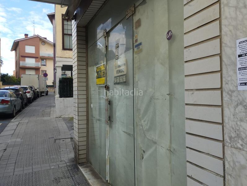 Foto a254e768-8a96-4c5f-8ff4-d082add07ffb. Local comercial a andres cortina 20 a Usategui Getxo