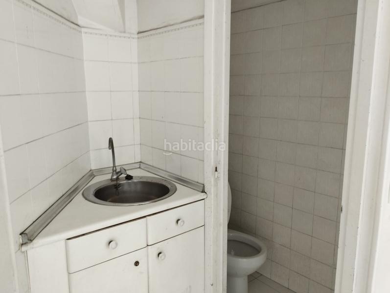 Foto ba386cba-236c-4023-ae50-dc8ab61b2c4e. Local comercial a andres cortina 20 a Usategui Getxo