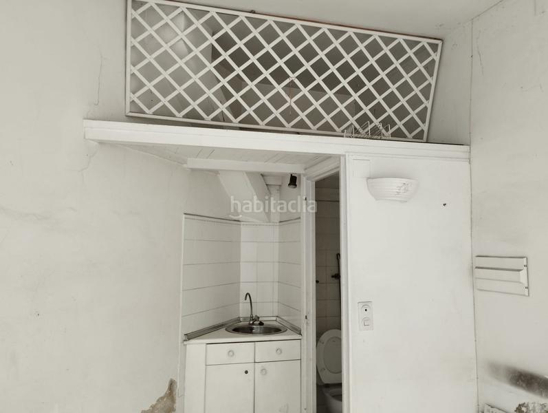 Foto e30f396f-e3a8-4bb6-bd55-ae86aa88530a. Local comercial a andres cortina 20 a Usategui Getxo