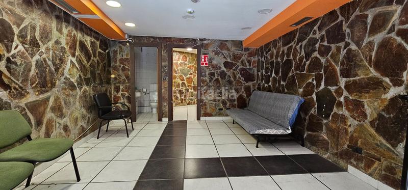 Foto 498c88af-6583-4917-a5fd-dc8c2bf4e9de. Local comercial a San Pedro de Deusto - La Ribera Bilbao