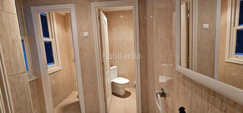 Foto 58cd1506-f354-42c0-ac30-ccc59fdfce2e. Rent business premise in jose maria de eskuza 18 18 in Bilbao