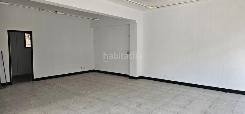 Foto 90ba4ad4-f5c9-488f-ab2c-368c34f365e6. Lloguer local comercial a iparraguirre 70 70 a Centro Urbano-Hirigunea Leioa