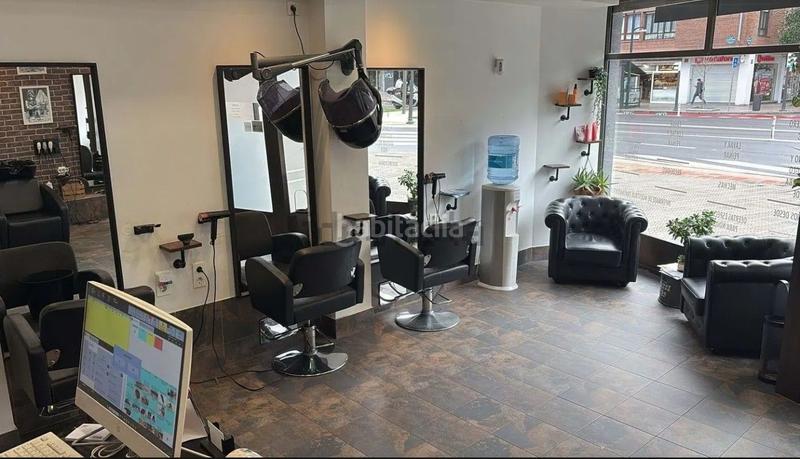 Foto e8a525c5-238c-4e2f-90c6-8cdaebeb086e. Local comercial oportunidad en lehendakari aguirre en Bilbao