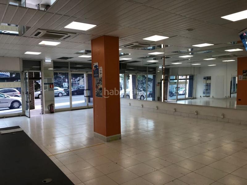 Foto 51eb88a6-f62b-477b-a6ef-a2252f97f109. Alquiler local comercial en barandiaran 22 local diáfano en santurce en Santurtzi