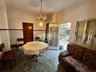 Casa aparellada en Santa Rita. Casa en venta en paterna