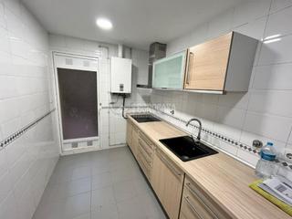 Miete Etagenwohnung in Parc Central. Piso en alquiler en paterna