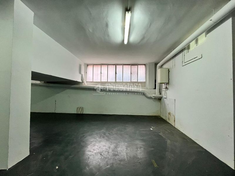 Foto 0bbc5093-32f1-4ebe-aa49-7b29bc71973d. Local comercial a Santa Rita Paterna