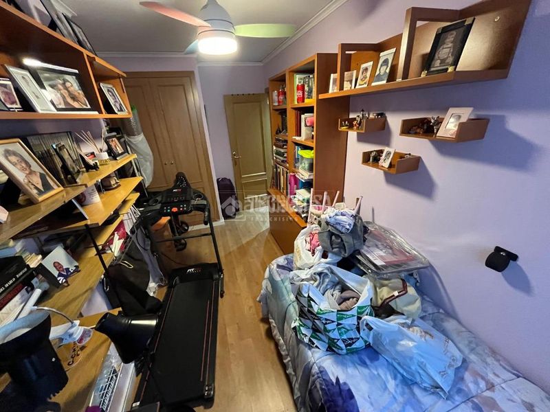 Foto 065c8cab-87cd-413b-9d29-8f5d241c6a71. Pis amb aparcament a Riba - roja de Túria