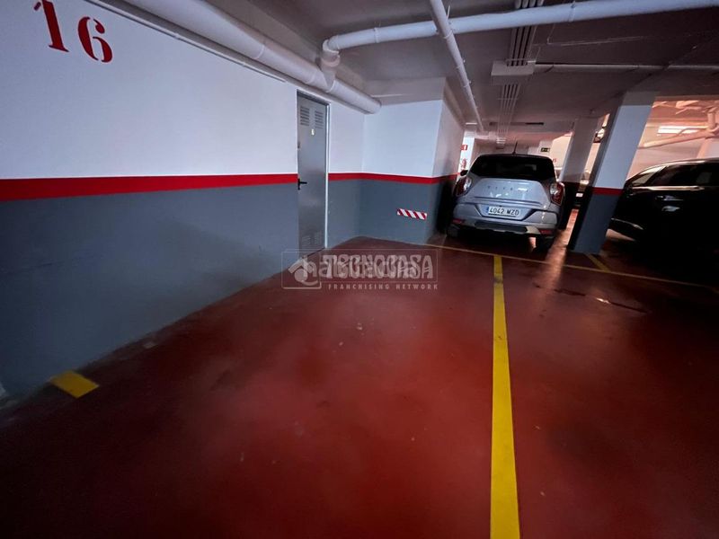 Foto 8f876a24-a53c-4acc-a127-7e750b25fd96. Pis amb aparcament a Riba - roja de Túria