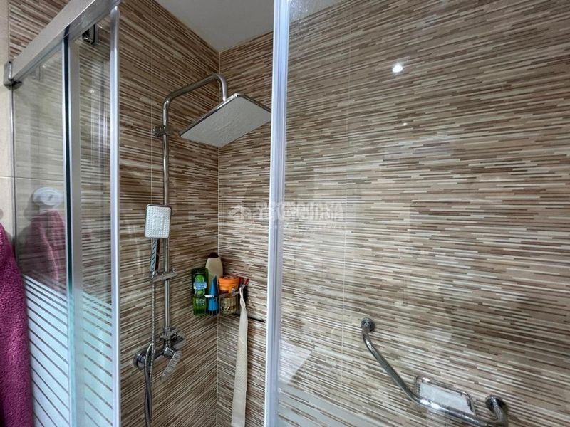 Foto a74b1c26-652e-4010-a7a1-f317e0475351. Pis amb aparcament a Riba - roja de Túria