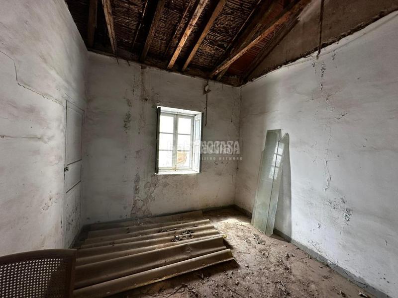 Foto 01323ea0-1793-421c-98fd-1a296a3a60dc. Casa pareada casa en venta en Centro Ciudad Paterna