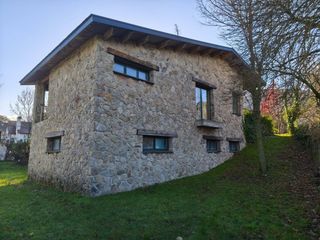 Chalet in San Rafael. Casa unifamiliar en venta en el espinar segovia