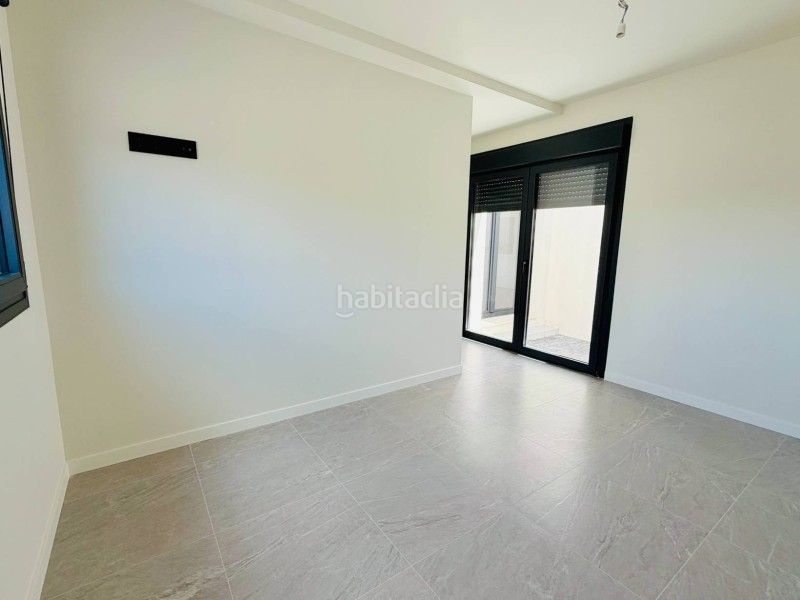 Foto c641a292-b3d5-4373-928e-4d680ce19a88. Casa aparellada amb calefacció a San Rafael Espinar (El)