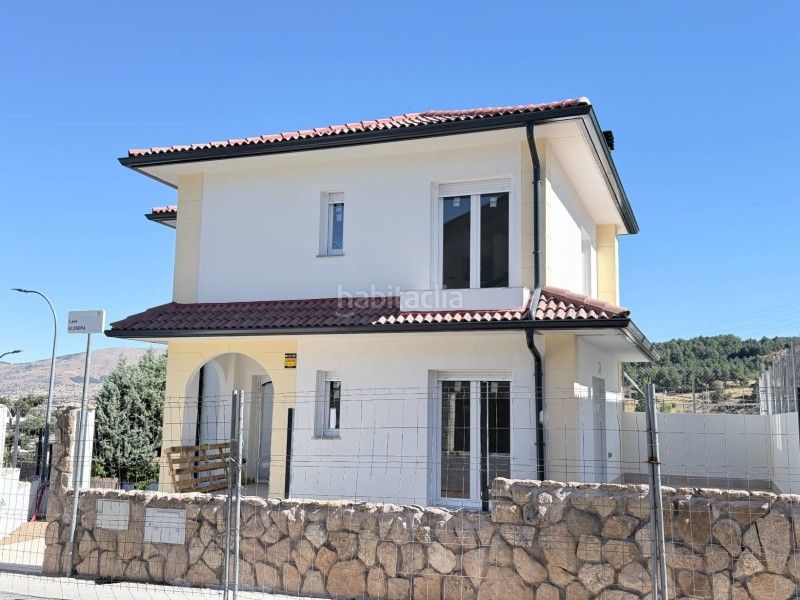 Foto 1729931c-6818-41cf-a3a3-02dc2297d04b. Casa aparellada amb calefacció aparcament a San Rafael Espinar (El)