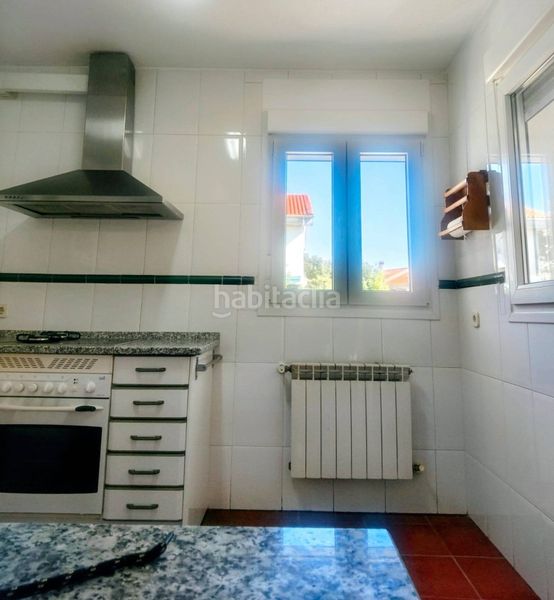 Foto 1fb96331-5e77-4ea4-a3dc-fa57c874d33f. Casa pareada  en venta en urbanizacion madrid en Alpedrete