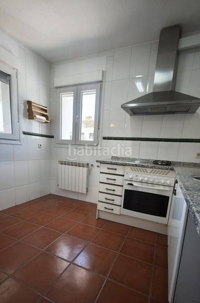 Foto b41844f7-d8a1-4220-a082-8094d8383091. Casa pareada  en venta en urbanizacion madrid en Alpedrete