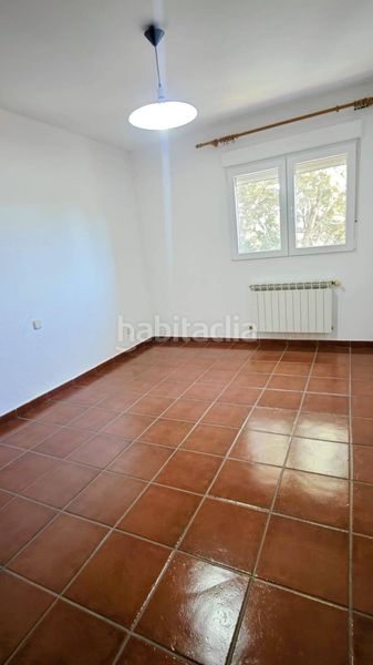 Foto c3d31b86-f54c-454c-af5a-7f7501e6fc00. Casa pareada  en venta en urbanizacion madrid en Alpedrete