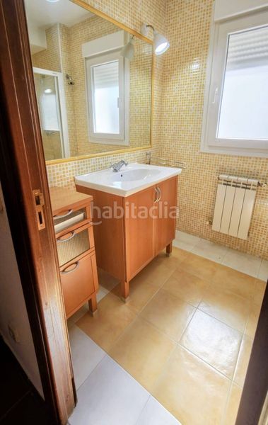 Foto d27ba0a4-c7be-4183-8b46-0b941eeb9314. Casa pareada  en venta en urbanizacion madrid en Alpedrete