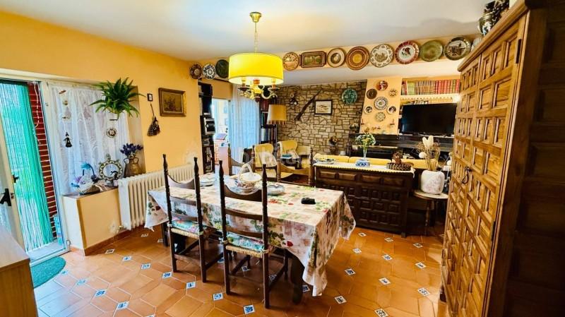 Foto 5e623669-fd46-4aea-a3f8-79461c0f0a35. Xalet amb calefacció a Brihuega