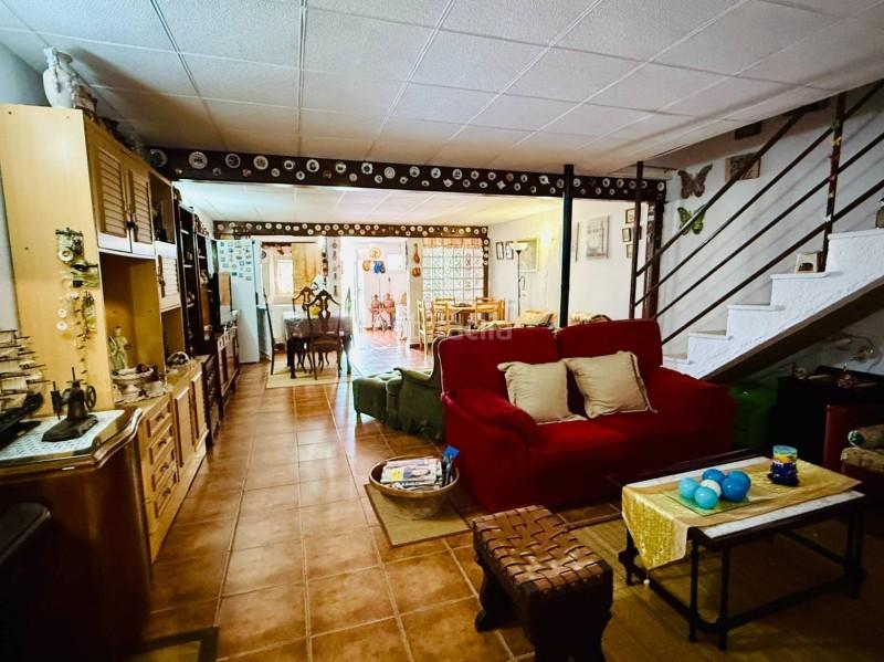 Foto 34f609b9-5e7e-4249-9068-863708e5e4e8. Maison jumelée avec chauffage dans Navas de San Antonio