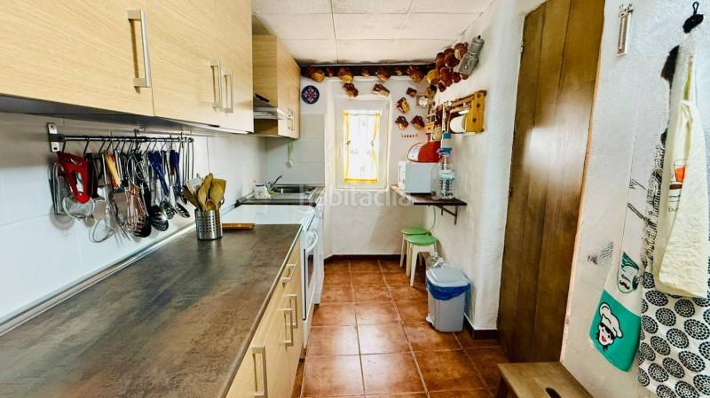 Foto 44396f3a-2469-441b-8bfc-01f5494586f2. Maison jumelée avec chauffage dans Navas de San Antonio