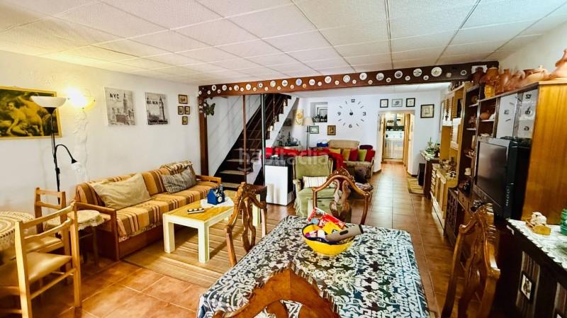 Foto 45148cbc-6402-440a-a71b-76f0c2de2811. Maison jumelée avec chauffage dans Navas de San Antonio