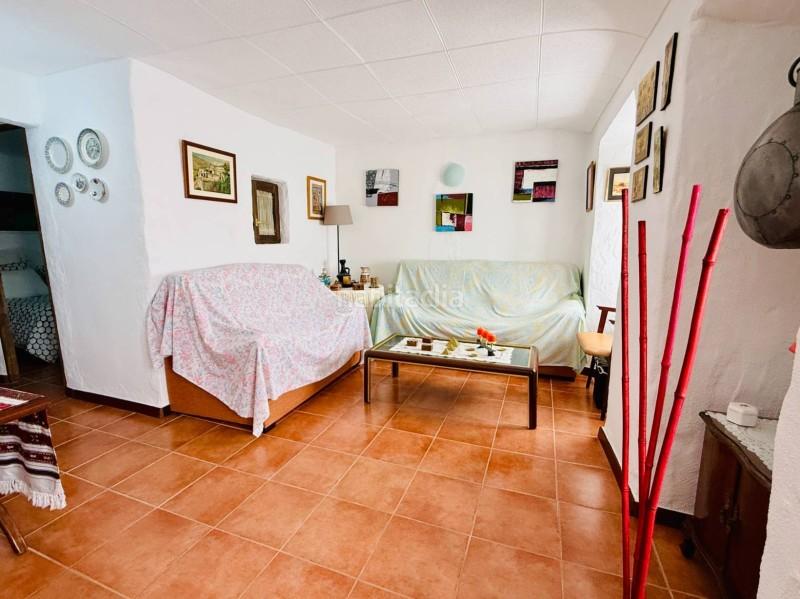 Foto 84e9e595-283c-4193-9fd2-17e47a407514. Maison jumelée avec chauffage dans Navas de San Antonio