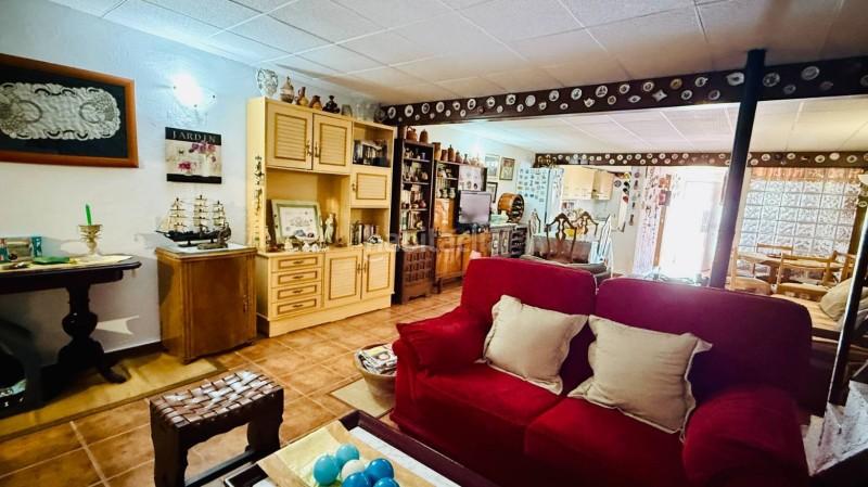 Foto cac25f45-d10e-4069-9ad9-8eb3708361b4. Maison jumelée avec chauffage dans Navas de San Antonio