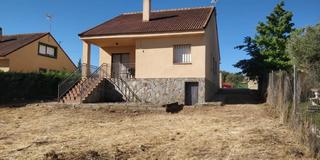Chalet à Zarzuela del Monte. Casa unifamiliar en venta en zarzuela del monte segovia