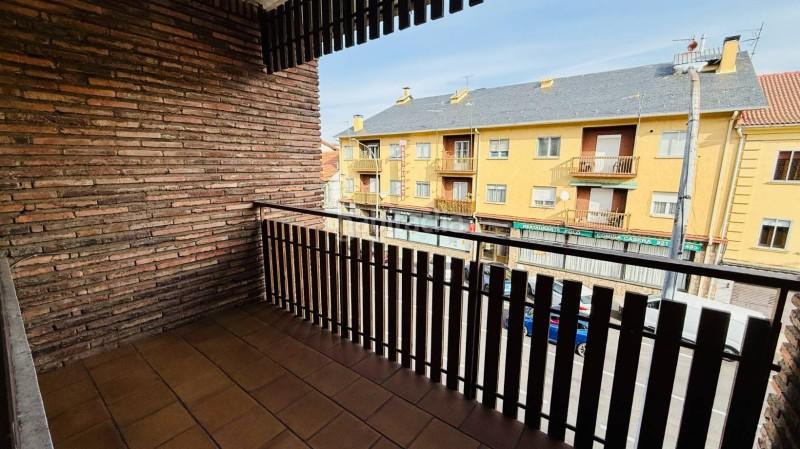 Foto 6795bd4e-d0c8-478d-8cb2-ca2191ebea54. Piso  en venta en el espinar segovia en San Rafael Espinar (El)