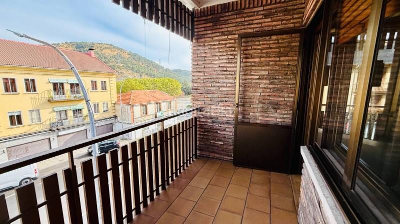 Foto fb6e3a86-b372-495a-b85e-83d7ff698991. Piso  en venta en el espinar segovia en San Rafael Espinar (El)