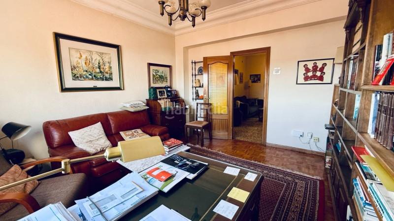 Foto f2317339-203c-429b-8a6b-34f526d03ed2. Etagenwohnung mit heizung in Cortes-Huertas Madrid