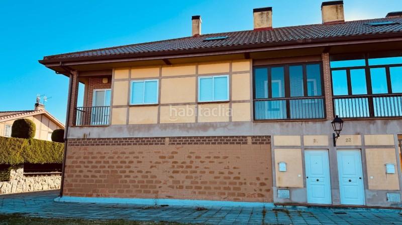 Foto 12be3a6f-b26e-4d1e-8b79-6fc135463bd4. Duplex avec chauffage parking dans Área Rural Espinar (El)