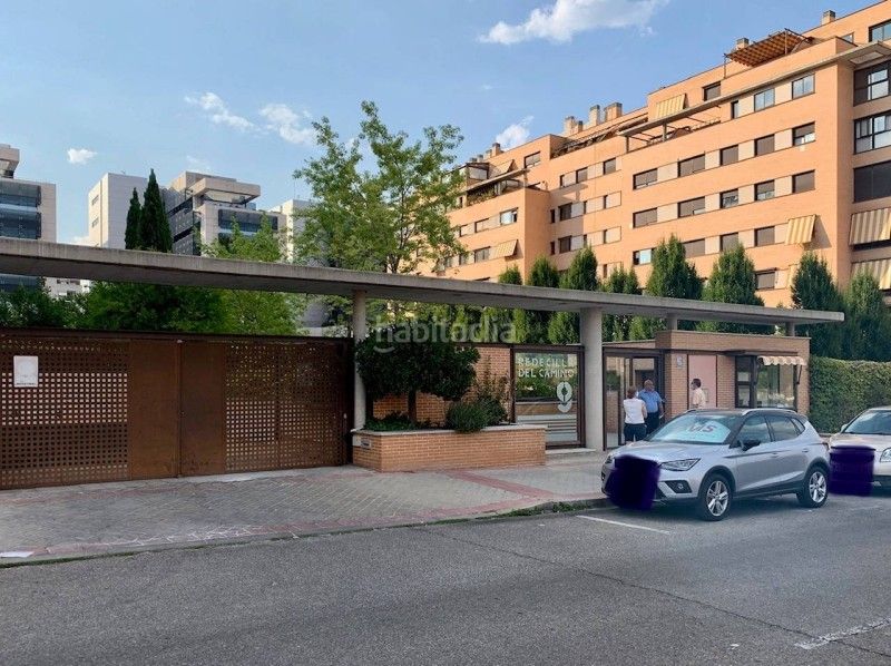Foto 8c65c7b8-2e18-444a-b7e5-f23773a583ad. Aparcament cotxe a Las Tablas Madrid