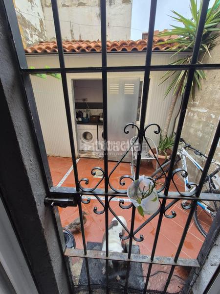 Foto b453a9e3-7976-4c1a-8aa1-82bd61bf7666. Casa bifamiliare in Centro Bormujos