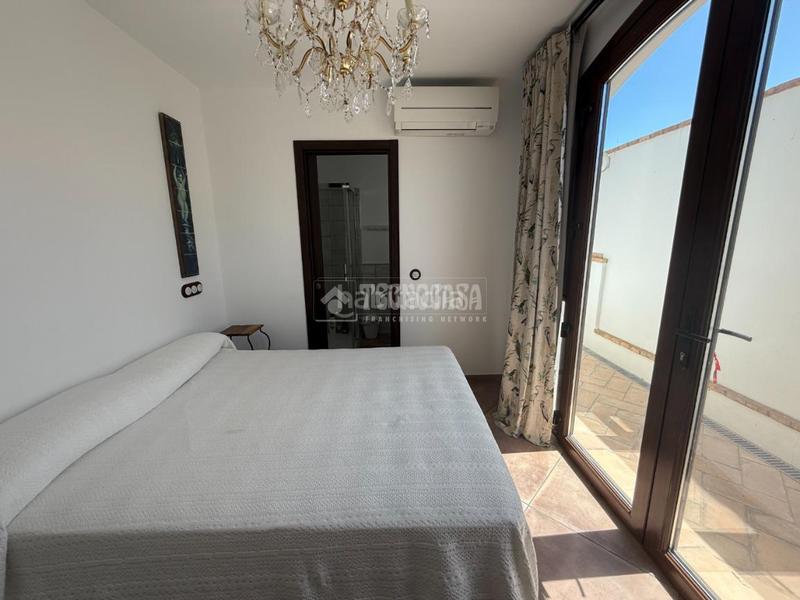Foto 14737b3d-dd5e-4825-a604-65269d3edf3c. Casa pareada casa en venta en El Rocío Almonte