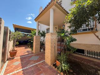Casa a Gines. Casa en venta en gines