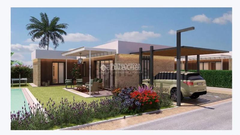 Foto f35cca98-6b80-4ea8-ab98-10e81b6054ca. Casa  en venta en Gines