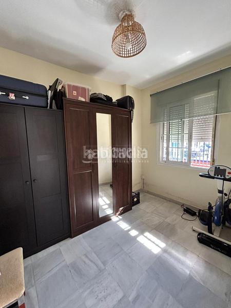 Foto 5c6c9822-f0b5-4101-a1cb-963608f88f1c. Casa bifamiliare in Avenida Juan Diego Bormujos