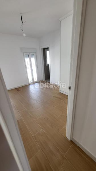 Foto b7504201-d1f8-4313-a148-e33e6003e2fc. Casa bifamiliare in Las Almenas Tomares