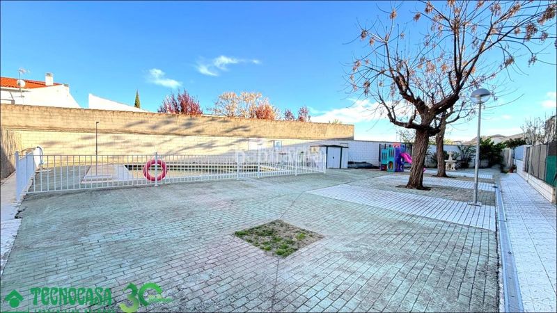Foto 17957f64-0960-4b55-90fe-74fb6d716903. Casa aparellada a Miguel Esteban