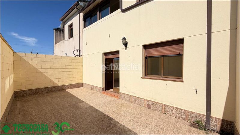 Foto 26750ce7-dee6-4d28-a421-0665684b710c. Casa aparellada a Miguel Esteban