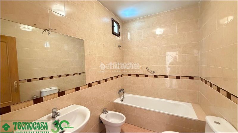 Foto 2be6a6f6-78e0-4842-8c44-b9f752b15160. Casa aparellada a Miguel Esteban