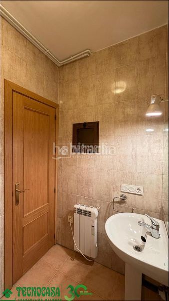 Foto 3c18ef1a-e721-4d75-ae23-edbd1d7c46b1. Casa aparellada a Miguel Esteban