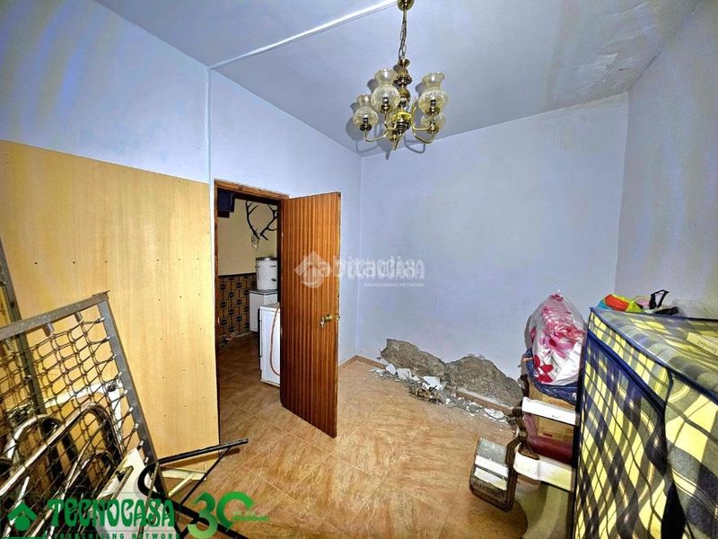 Foto 30dec8d0-e1c6-4db6-bc8f-c4e5c6fd6a15. Casa pareada casa en venta en Campo de Criptana