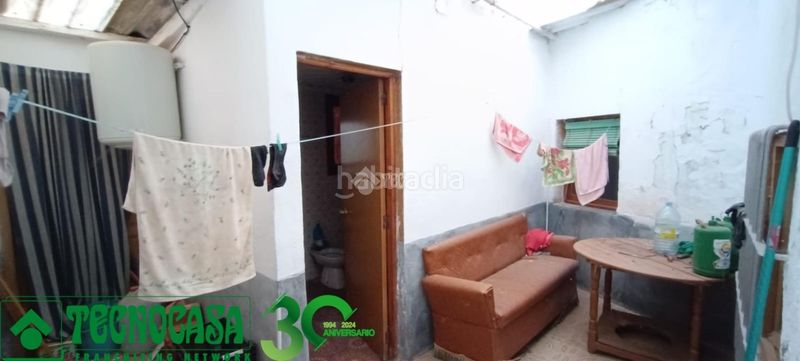 Foto 7daaa496-99e0-4b2b-8c2b-345a386f49b6. Casa aparellada a Quero
